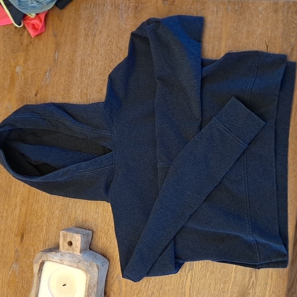 lululemon athletica Tops - Lululemon Croptop Hoodie